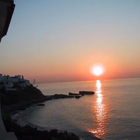 Frontline Beach Homely 3 Bedrooms Duplex With Amazing Views *